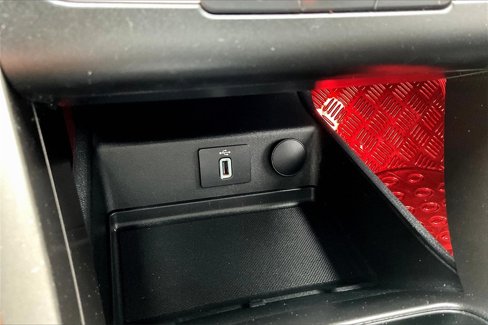 Used 2017 Ford Fusion SE w/ Fusion SE Technology Package image 22