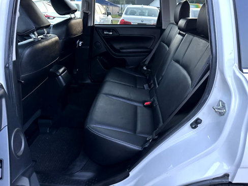 Used 2015 Subaru Forester 2.0XT Touring w/ Eyesight & Navigation System image 9
