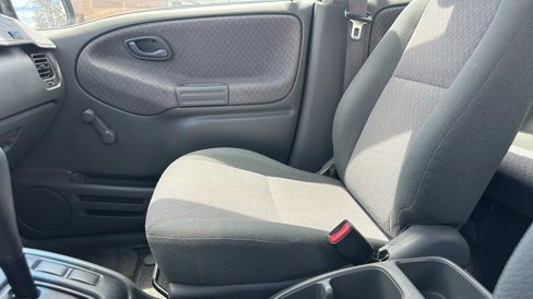 Used 2001 Chevrolet Tracker 2WD image 37