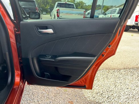 Used 2020 Dodge Charger SXT w/ Blacktop Package image 19