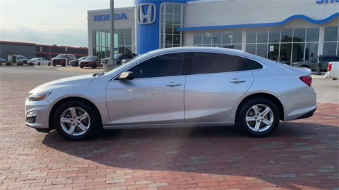 Used 2020 Chevrolet Malibu LS image 7
