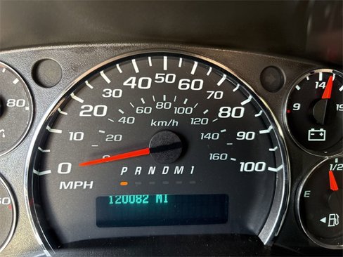 Used 2017 Chevrolet Express 2500 image 25