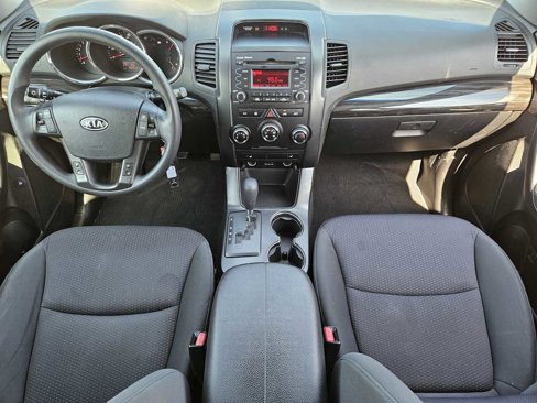 Used 2011 Kia Sorento LX w/ Convenience Pkg image 21
