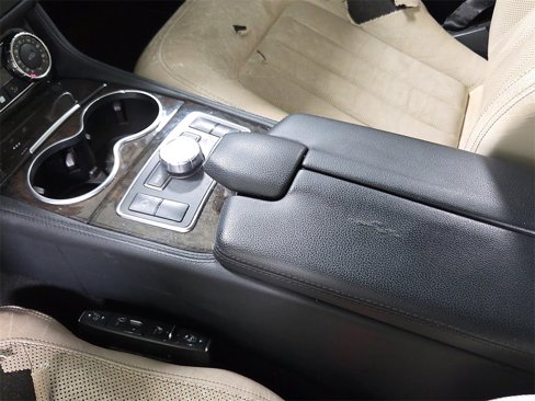 Used 2012 Mercedes-Benz CLS 550 4MATIC image 25