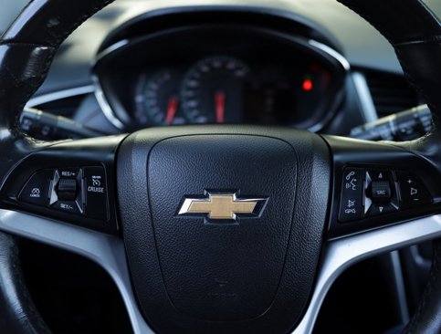 Used 2019 Chevrolet Trax LT w/ LT Convenience Package image 10