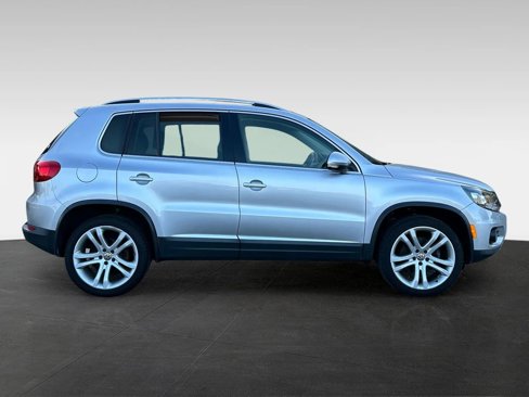 Used 2016 Volkswagen Tiguan SEL image 8