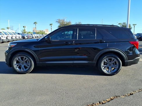 Certified 2022 Ford Explorer XLT w/ Equipment Group 202A image 2