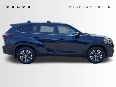 Used 2024 Toyota Highlander XLE image 17