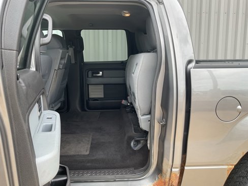 Used 2012 Ford F150 XLT w/ XLT Chrome Pkg image 12
