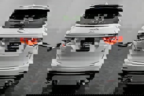 Used 2018 Jaguar F-PACE S image 10