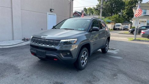 Used 2022 Jeep Compass Trailhawk w/ Trailhawk Elite Group image 2
