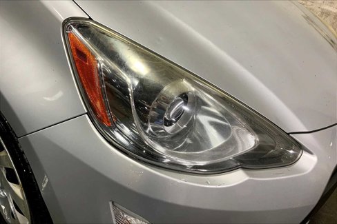 Used 2015 Toyota Prius C One image 27