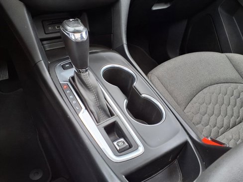 Used 2019 Chevrolet Equinox LT image 26