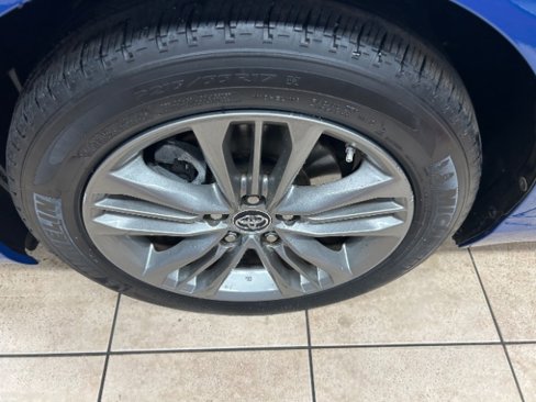 Used 2017 Toyota Camry SE image 20