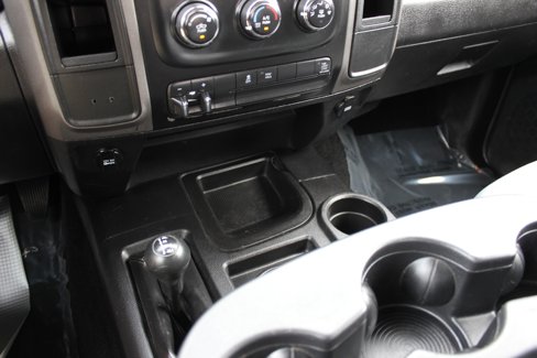 Used 2013 RAM 2500 Tradesman w/ Chrome Appearance Group image 25