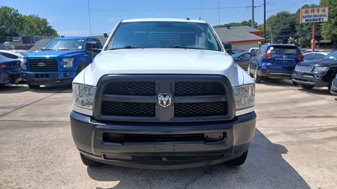 Used 2018 RAM 2500 Tradesman image 2