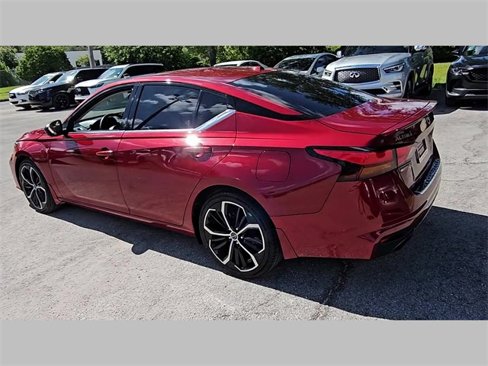Used 2023 Nissan Altima 2.5 SR image 19