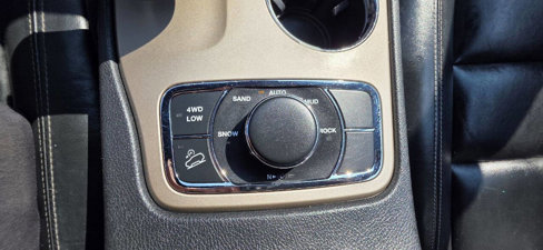 Used 2015 Jeep Grand Cherokee Limited image 19