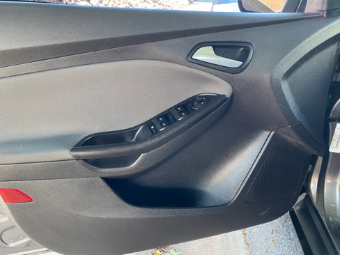 Used 2014 Ford Focus SE image 21