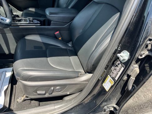 Used 2024 Kia Sportage EX image 19