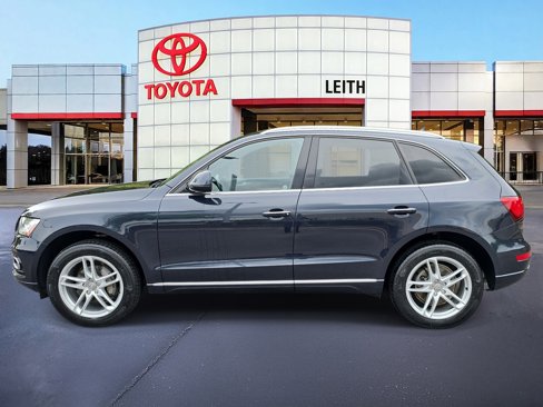 Used 2017 Audi Q5 2.0T Premium Plus w/ Technology Package image 8