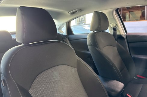 Used 2024 Kia Forte LXS image 31