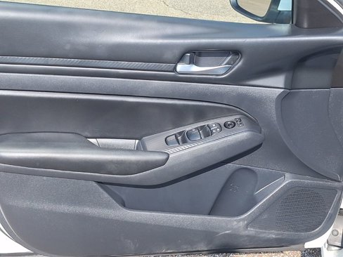Used 2022 Nissan Altima 2.5 S image 23