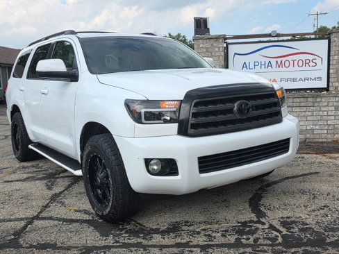 Used 2008 Toyota Sequoia SR5 image 1