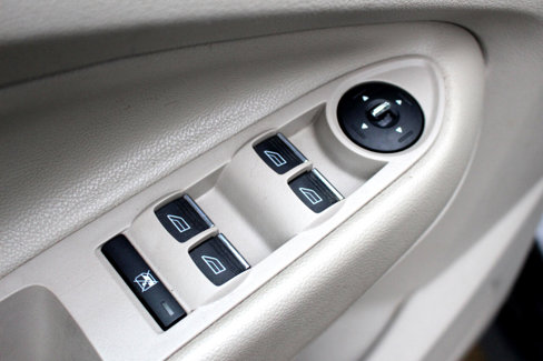 Used 2013 Ford C-MAX SE image 13