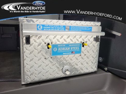 Used 2022 Ford Transit Connect XLT image 13