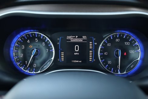 Used 2018 Chrysler Pacifica Touring-L image 15