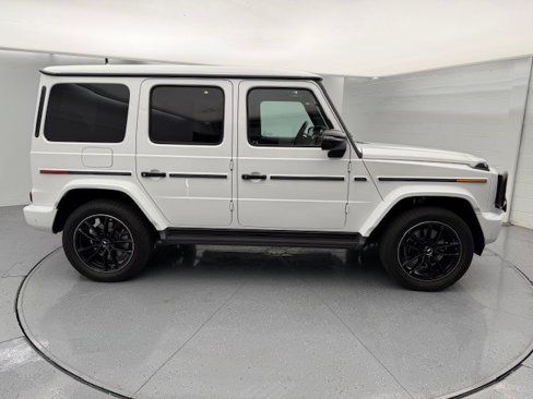 Used 2025 Mercedes-Benz G 550 image 4