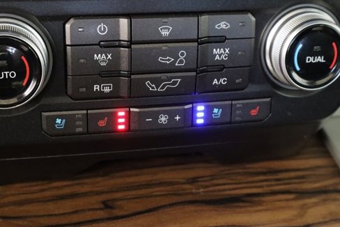 Used 2019 Ford F150 Lariat w/ Equipment Group 502A Luxury image 34