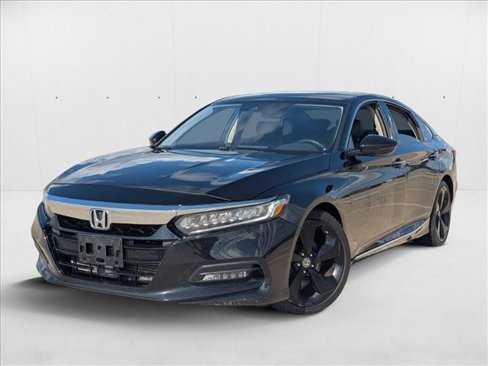 Used 2018 Honda Accord Touring image 1