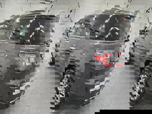 Used 2015 GMC Acadia SLT w/ Open Road Package image 7