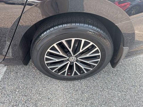 Used 2021 Volkswagen Jetta S image 15
