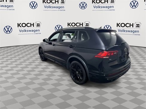Used 2022 Volkswagen Tiguan SE R-Line image 6