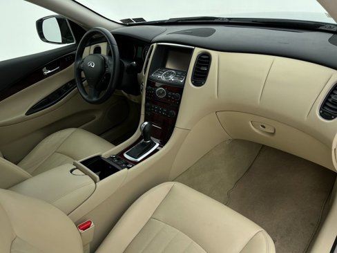 Used 2017 INFINITI QX50 AWD w/ Technology Package image 15