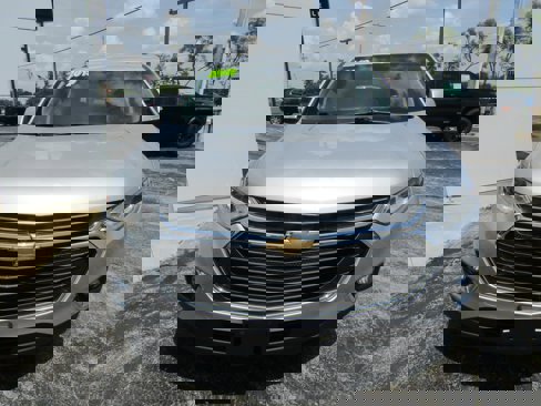 Used 2019 Chevrolet Traverse LT w/ LT Premium Package image 2