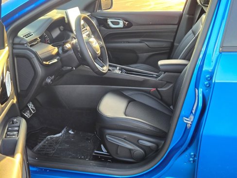 New 2025 Jeep Compass Latitude w/ Altitude Special Edition image 19