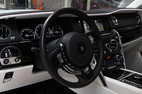 Certified 2023 Rolls-Royce Cullinan w/ Cullinan Package image 14