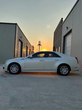 Used 2010 Cadillac CTS Sedan image 4