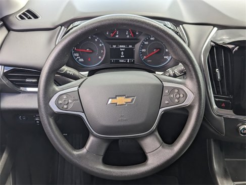 Used 2020 Chevrolet Traverse LS image 9