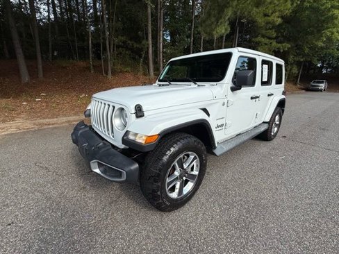 Used 2018 Jeep Wrangler Unlimited Sahara image 2