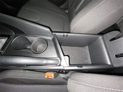 Used 2025 Hyundai Elantra SE image 20