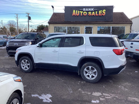 Used 2018 GMC Acadia SLE w/ LPO, Cargo Package image 1