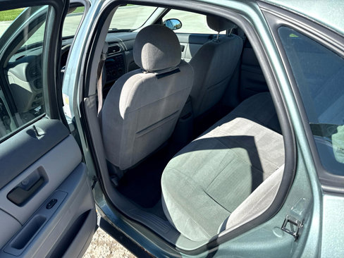 Used 2007 Ford Taurus SE image 15