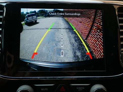 Used 2021 Jeep Grand Cherokee Laredo X image 18