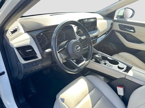 Used 2023 Nissan Rogue SL w/ SL Premium Package image 9