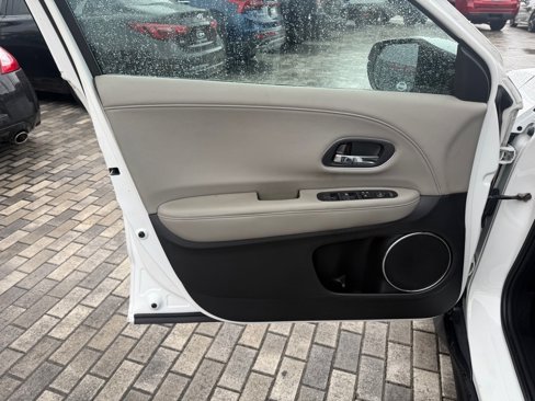Used 2016 Honda HR-V EX-L image 26